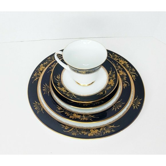 Noritake Legacy Mandalay 3393 Place Setting Gold on Cobalt Blue Mint - Picture 5 of 7